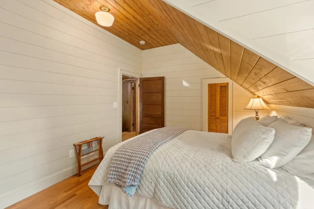 1177 Hicks Road Highlands NC 28741