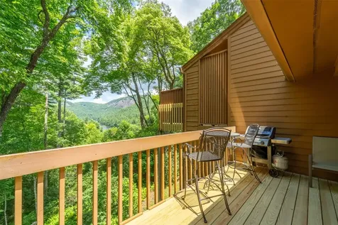 122 Emerald Ridge Road Sapphire NC 28774