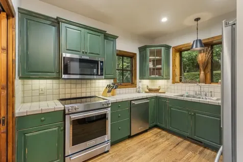 154 Green Haven Cashiers NC 28717