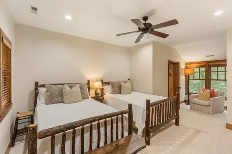 154 Green Haven Cashiers NC 28717