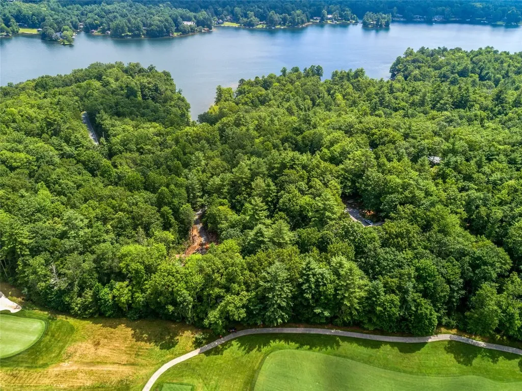 I 10 Seminole Way Lake Toxaway NC 28747