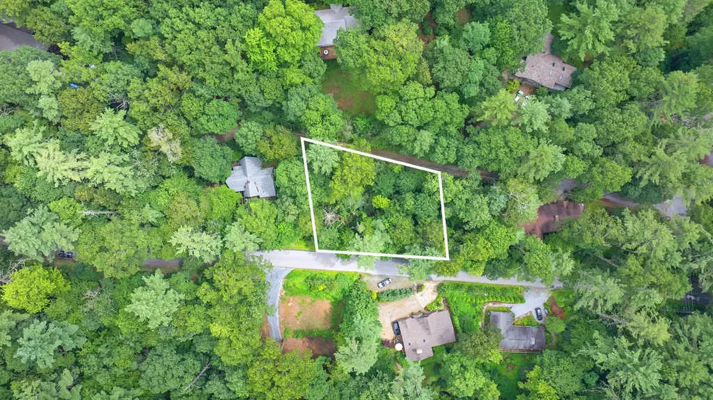 Tbd Sequoyah Drive Highlands NC 28741