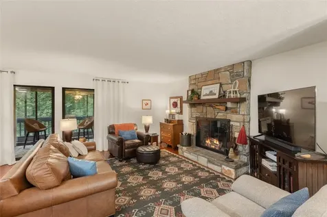 50 Dogwood Knob Sapphire NC 28774