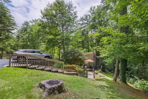 50 Dogwood Knob Sapphire NC 28774