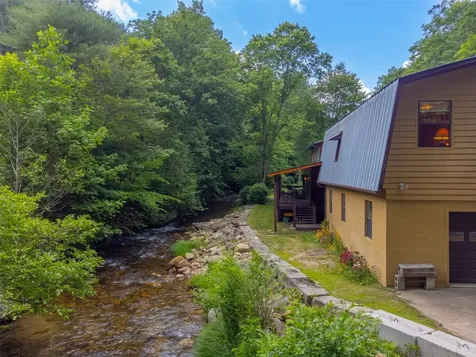 2177 Buck Creek Road Highlands NC 28741