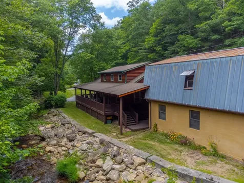 2177 Buck Creek Road Highlands NC 28741