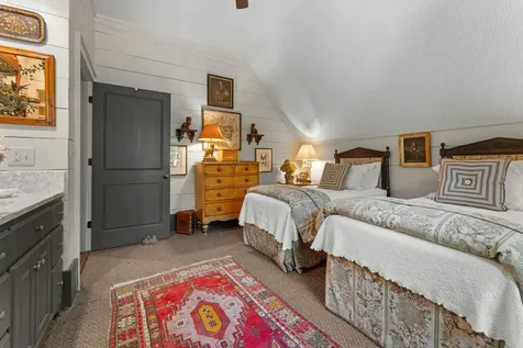 424 Big Bearpen Road Highlands NC 28741