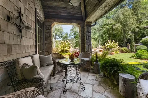 424 Big Bearpen Road Highlands NC 28741