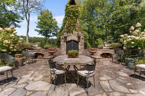 424 Big Bearpen Road Highlands NC 28741