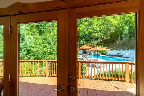 112 Hawks Nest Ridge Cullowhee NC 28723