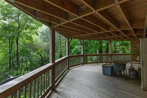 235 Hedden Lane Highlands NC 28741