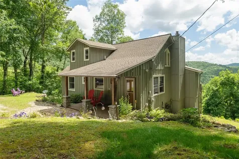 132 N Robinson Creek Road Glenville NC 28736