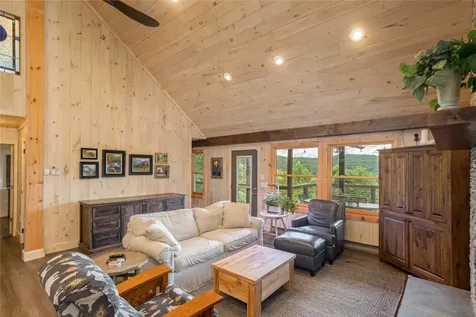 132 N Robinson Creek Road Glenville NC 28736