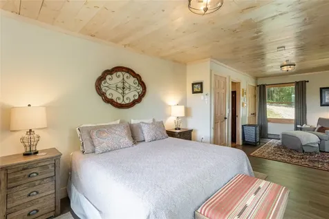 132 N Robinson Creek Road Glenville NC 28736