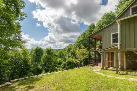 132 N Robinson Creek Road Glenville NC 28736
