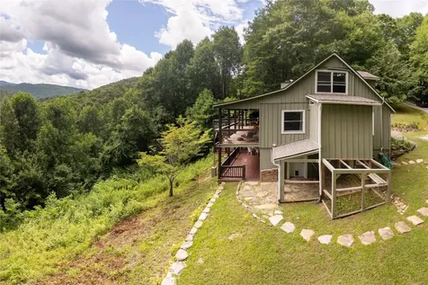 132 N Robinson Creek Road Glenville NC 28736