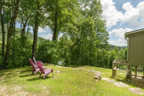 132 N Robinson Creek Road Glenville NC 28736