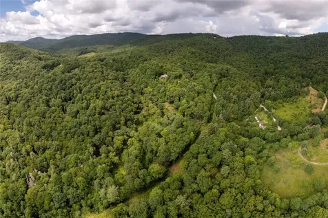 132 N Robinson Creek Road Glenville NC 28736