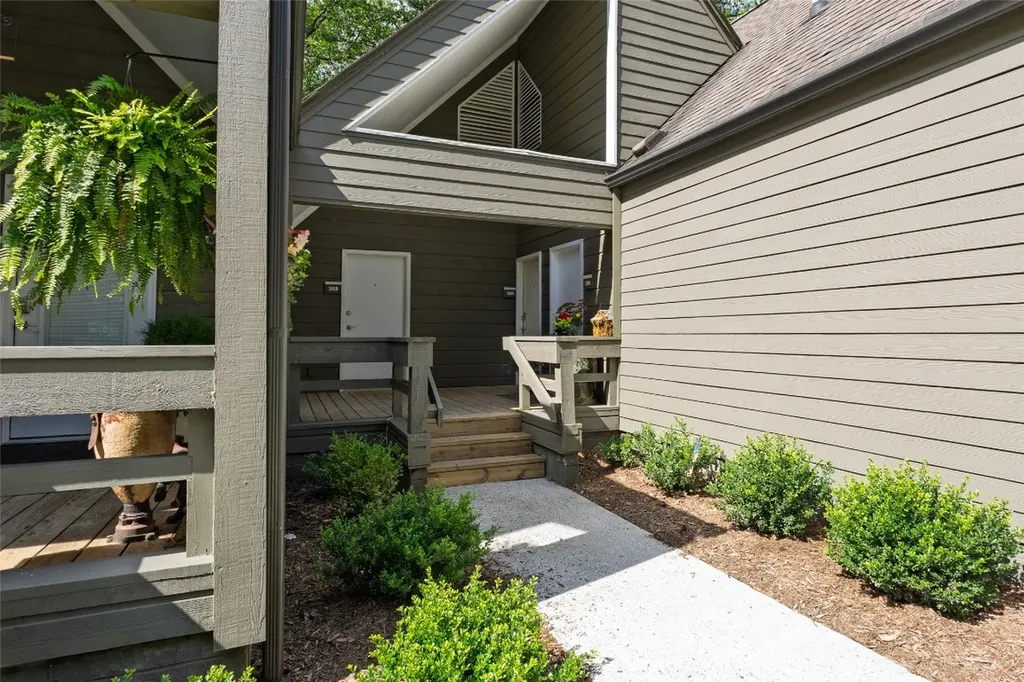 200 River Run Sapphire NC 28774