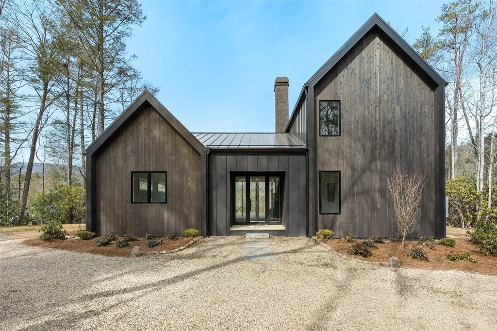 95 Sanctuary View Trail Highlands NC 28741