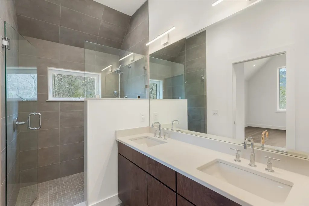 95 Sanctuary View Trail Highlands NC 28741