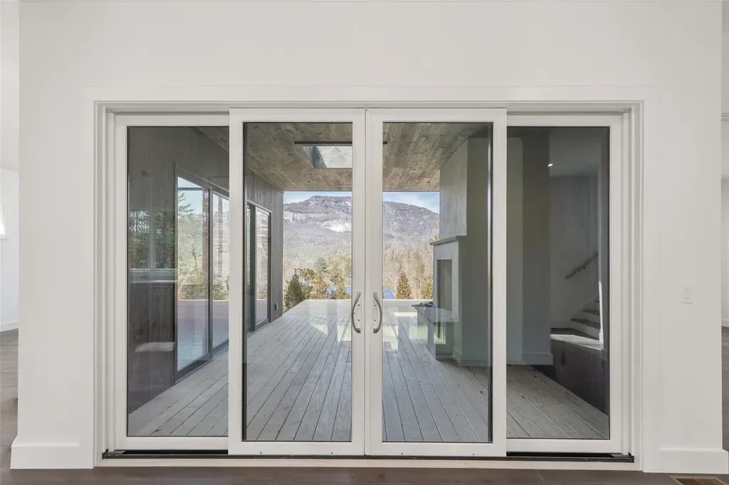 95 Sanctuary View Trail Highlands NC 28741