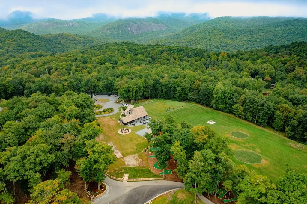 Lot E4 New Settler's Way Glenville NC 28736