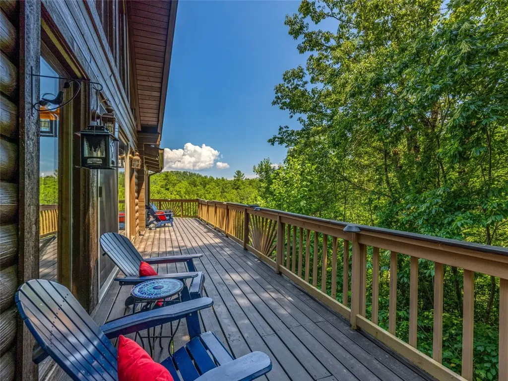 220 Circle Pines Drive Rosman NC 28772