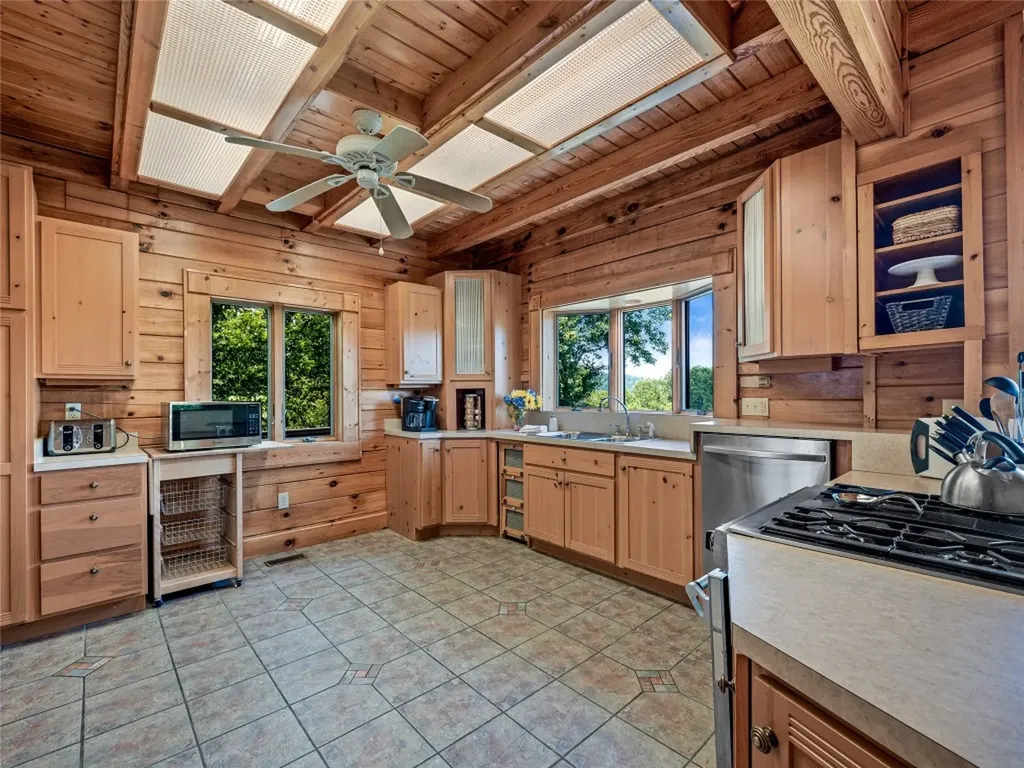 220 Circle Pines Drive Rosman NC 28772