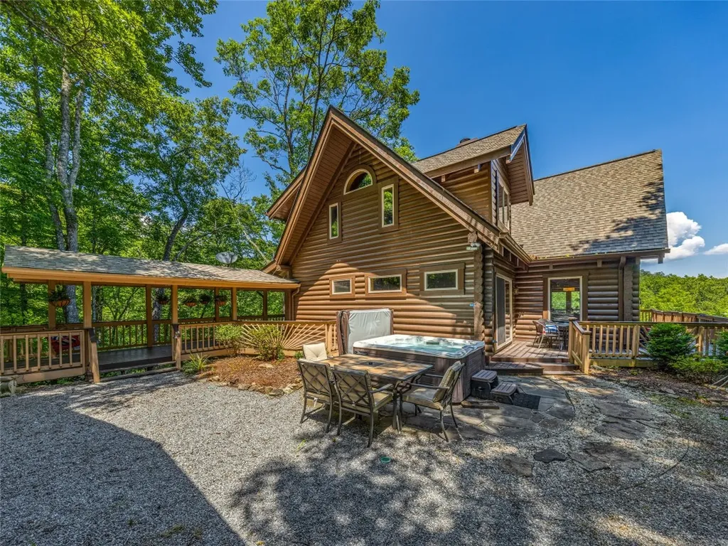 220 Circle Pines Drive Rosman NC 28772