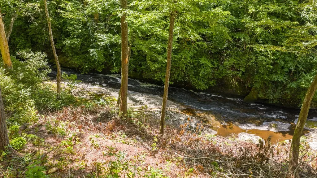 Tbd Nashs Knoll Cashiers NC 28717