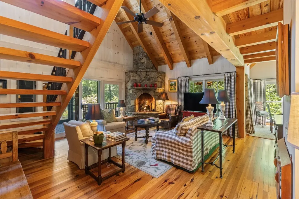 58 Little Pond Lane Cashiers NC 28717