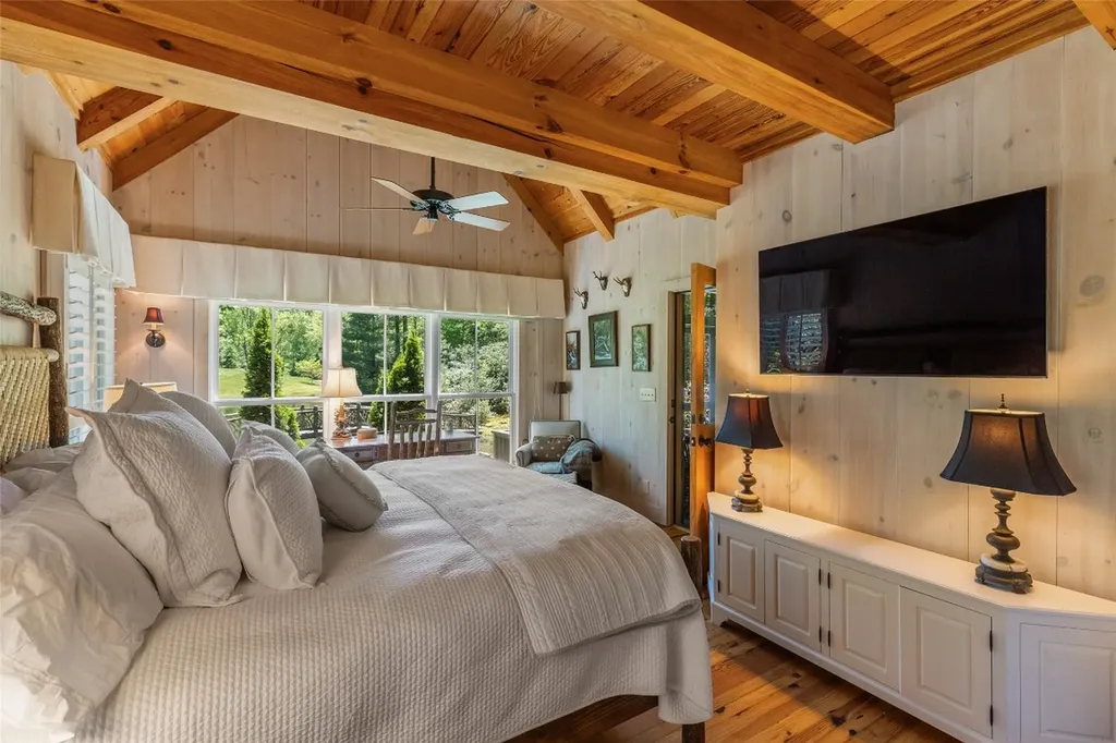 58 Little Pond Lane Cashiers NC 28717