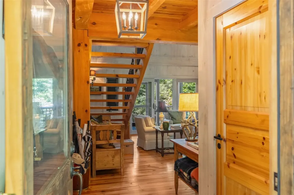 58 Little Pond Lane Cashiers NC 28717