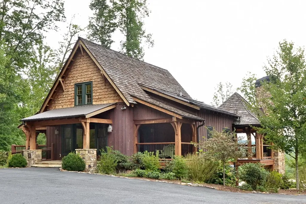 21r Pilot Knob Road Glenville NC 28736