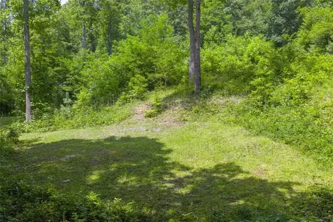 21r Pilot Knob Road Glenville NC 28736