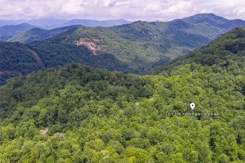 21r Pilot Knob Road Glenville NC 28736