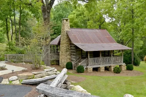 21r Pilot Knob Road Glenville NC 28736