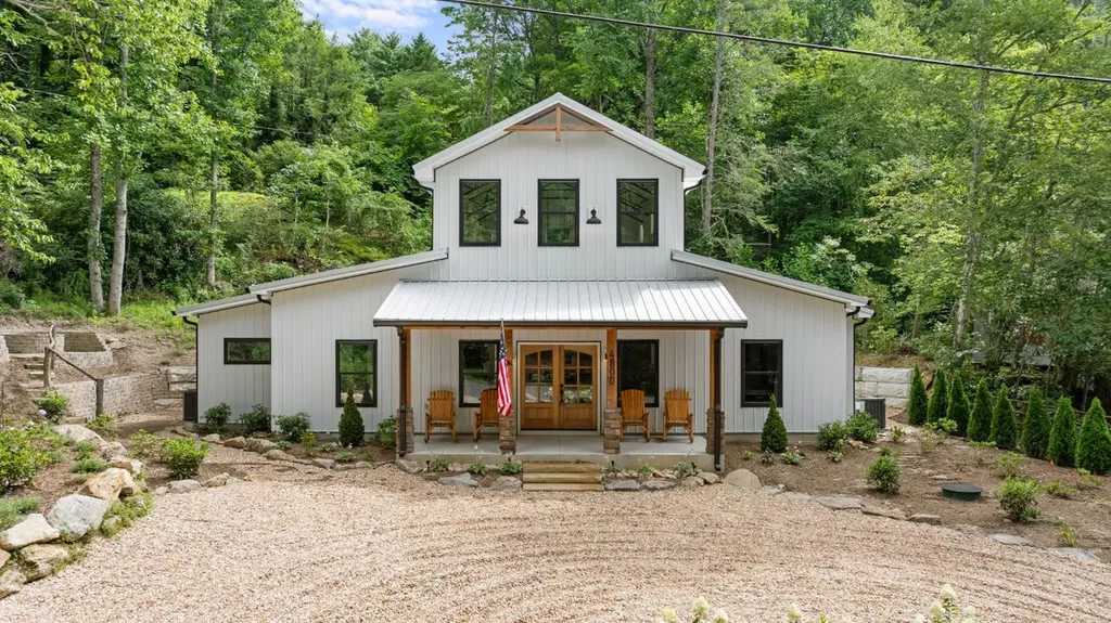 4800 Horse Cove Road Highlands NC 28741