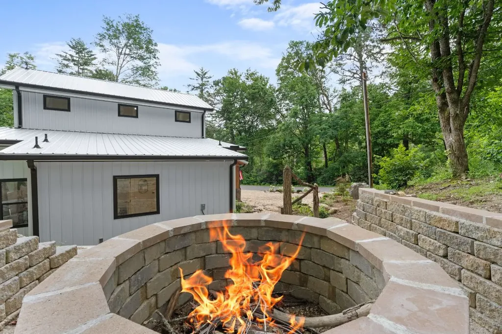 4800 Horse Cove Road Highlands NC 28741