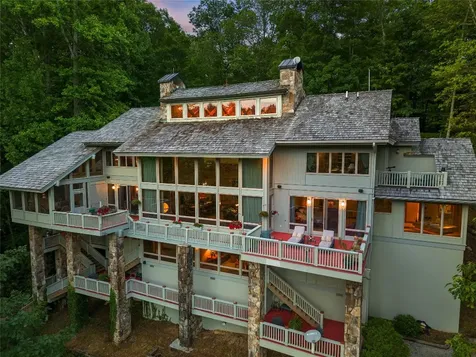 56 The Rapids Sapphire NC 28774