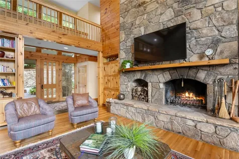 56 The Rapids Sapphire NC 28774