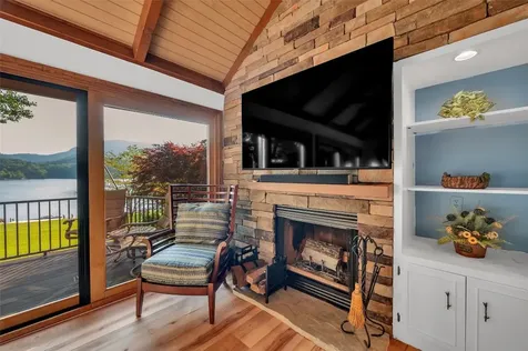 35 Toxaway Landing Drive Lake Toxaway NC 28747