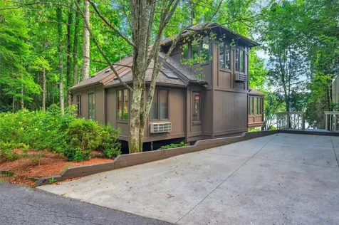35 Toxaway Landing Drive Lake Toxaway NC 28747