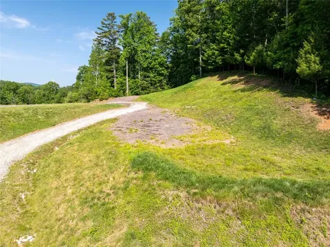 2125 N Highway 107 Cashiers NC 28717