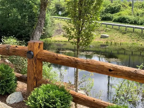 2125 N Highway 107 Cashiers NC 28717