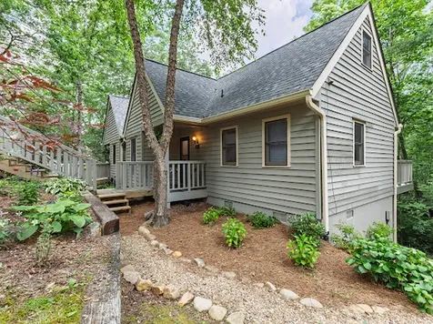 49 Kiwi Lane Sapphire NC 28774