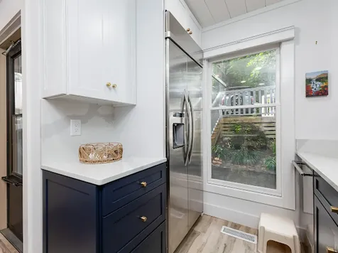 49 Kiwi Lane Sapphire NC 28774