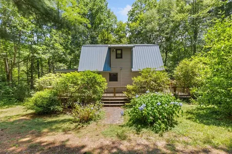 66 Jones Hollow Road 28723 Cullowhee NC 28723