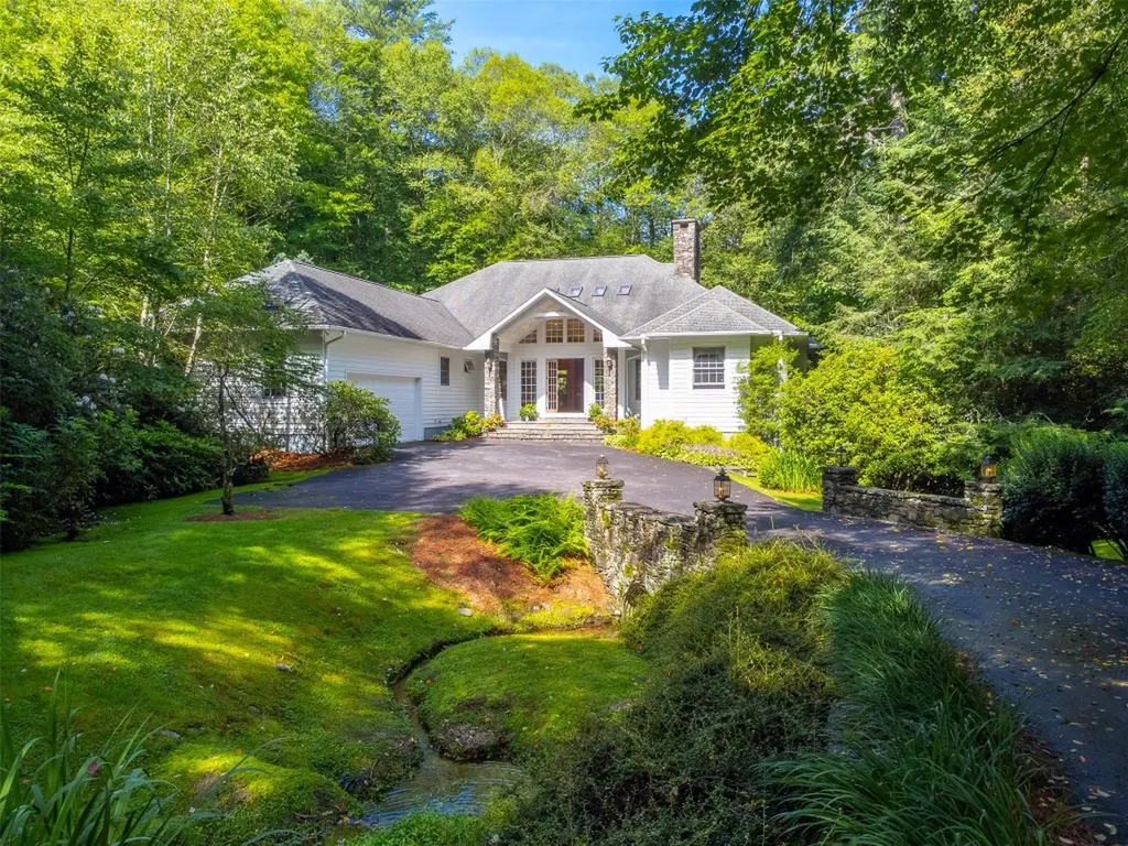 220 Pipers Court Highlands NC 28741